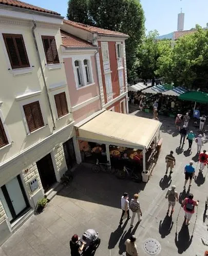 Apartmaji Sonce Daire *